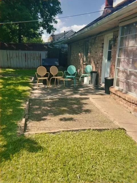 Exterior - 2901 Peach Ln, Pasadena, TX 77502 photo 11 of 11