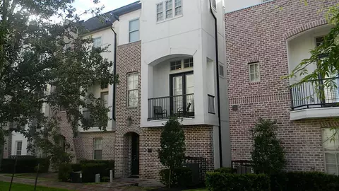 2021 Fannin Sta, Houston, TX 77045