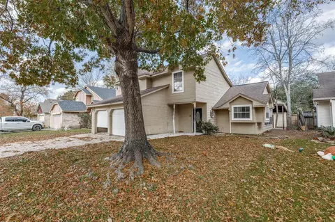 Exterior - 24010 Landing Way Dr, Spring, TX 77373 photo 7 of 9