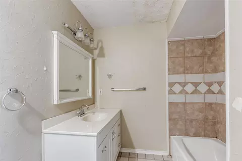 Bath - 24010 Landing Way Dr, Spring, TX 77373 photo 1 of 3