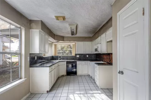 Kitchen - 24010 Landing Way Dr, Spring, TX 77373 photo 1 of 2