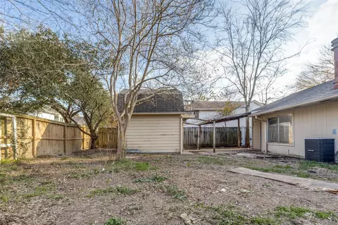 Exterior - 24010 Landing Way Dr, Spring, TX 77373 photo 5 of 9