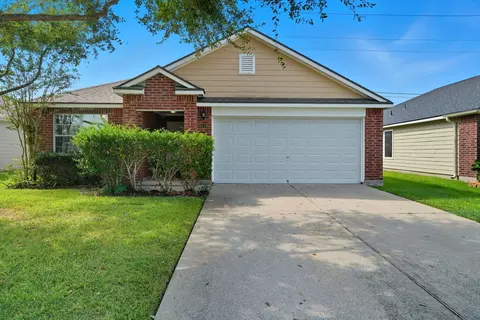 9119 Amberjack Dr, Texas City, TX 77591