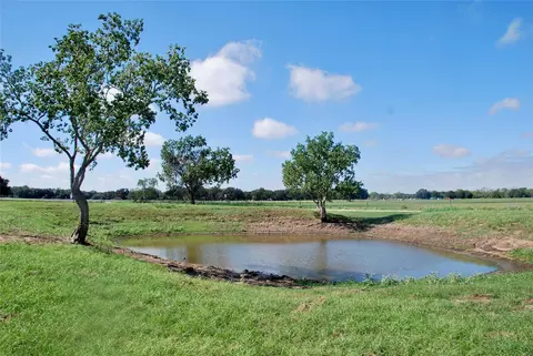 tbd Cr 201 Hwy 90a E, Hallettsville, TX 77964
