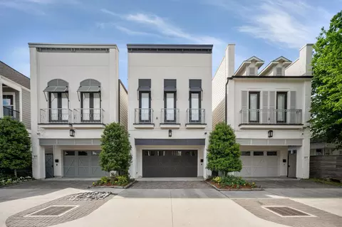 110 E 26th St #B, Houston, TX 77008