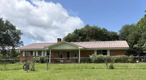 264 David Hon Rd, Livingston, TX 77351