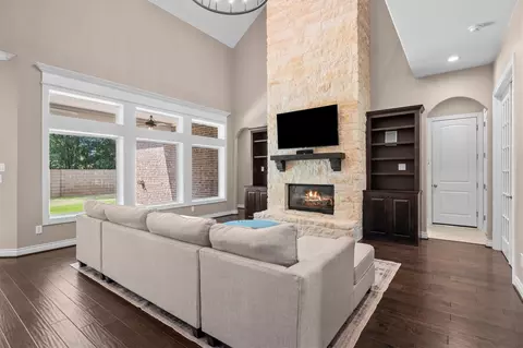 Living - 2427 Anderson Point Ln, Spring, TX 77388 photo 2 of 2