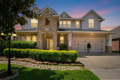 15214 Walden Park Ct, Houston, TX 77049