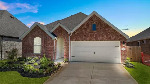 42702 Mystery Ln, Magnolia, TX 77354
