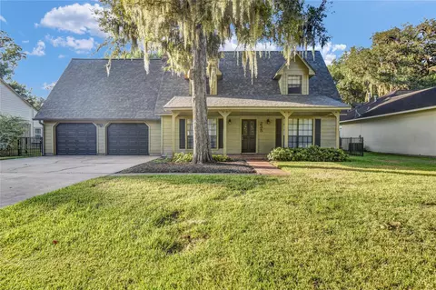 235 S Amherst Dr, West Columbia, TX 77486