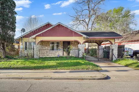 7018 Canal St, Houston, TX 77011