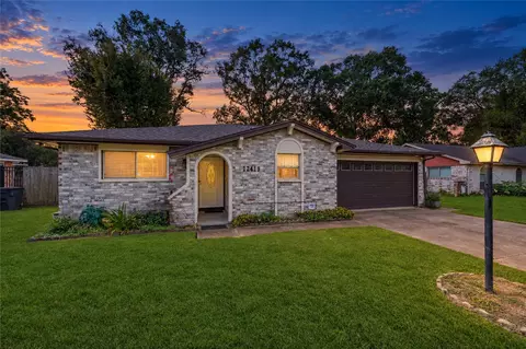 12419 Dermott Dr, Houston, TX 77065
