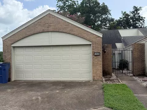 1858 Veranda Dr, West Columbia, TX 77486