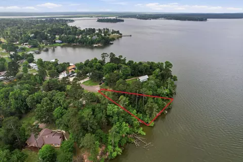 365 N Point Dr N, Trinity, TX 75862 photo 3