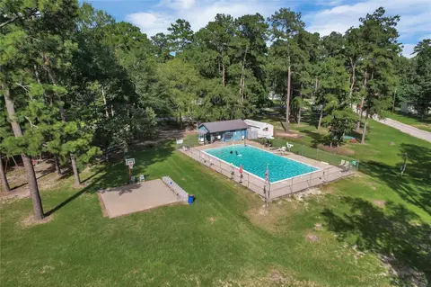 365 N Point Dr N, Trinity, TX 75862 photo 20