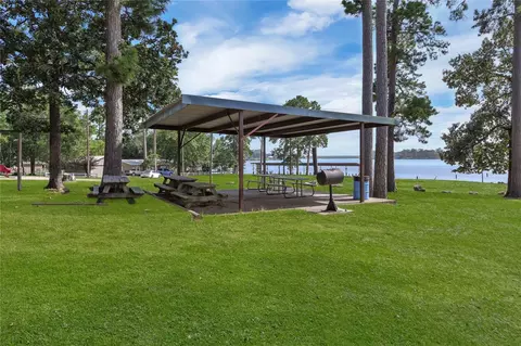 365 N Point Dr N, Trinity, TX 75862 photo 17