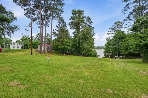365 N Point Dr N, Trinity, TX 75862 photo 10