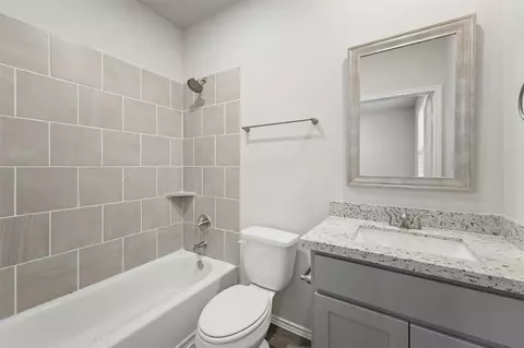 Bath - 369 Bryd Dr, Lufkin, TX 75901 photo 2 of 2