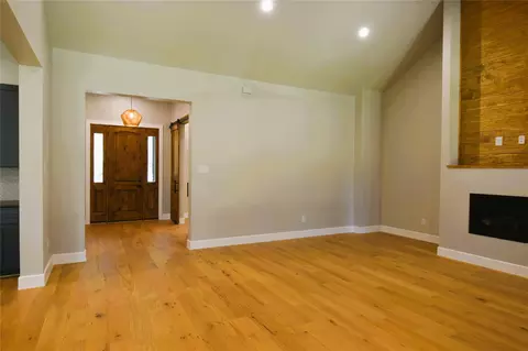Living - 4 Lake Forest Dr, Conroe, TX 77384 photo 3 of 5