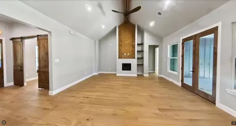 Living - 4 Lake Forest Dr, Conroe, TX 77384 photo 1 of 5
