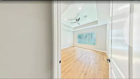 Entry Way - 4 Lake Forest Dr, Conroe, TX 77384 photo 6 of 7