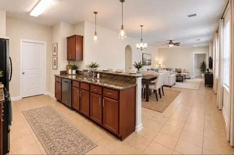 11020 Panther Ct, Houston, TX 77099