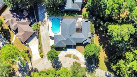155 Springs Edge Dr N, Montgomery, TX 77356