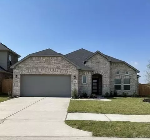 13627 Lago Vista Dr, Iowa Colony, TX 77583