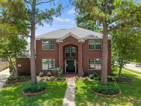 7911 Gulf Isle Ct, Houston, TX 77095