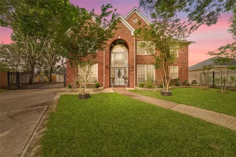 3430 Shadowwalk Dr, Houston, TX 77082