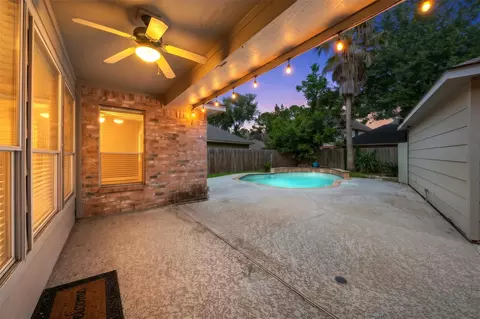 7910 Millers Way, Houston, TX 77095
