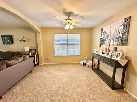 Living - 5107 Bright Oak Ct, Spring, TX 77373 photo 2 of 4