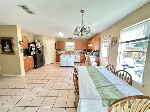 Kitchen - 5107 Bright Oak Ct, Spring, TX 77373 photo 4 of 4
