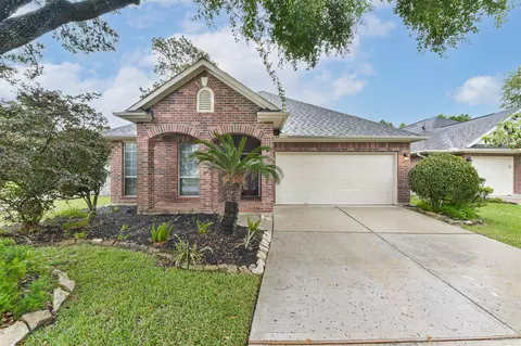 14310 Eastern Redbud Ln, Houston, TX 77044