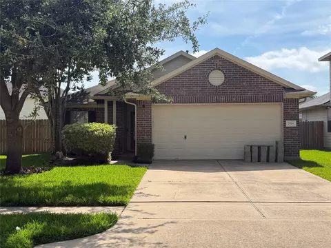 7918 Cardinal Landing Ln, Cypress, TX 77433