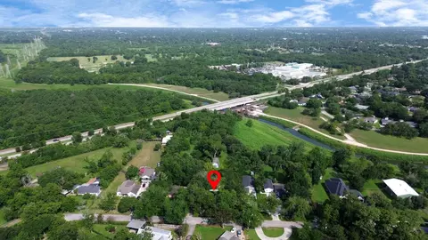 6735 Alpine Dr, Houston, TX 77061