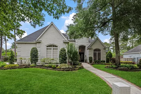14 Greenway View Trl, Kingwood, TX 77339