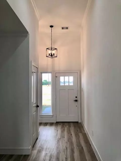 1738 Lantana Ln, El Campo, TX 77437