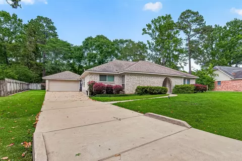 737 Holly Springs Dr, Conroe, TX 77302