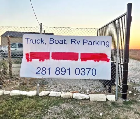 1046 Beal Rd, Eagle Lake, TX 77434