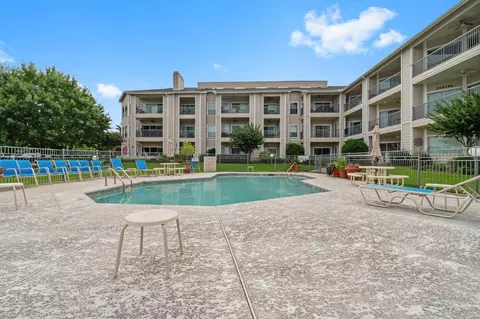 12800 Melville Dr #B207, Montgomery, TX 77356