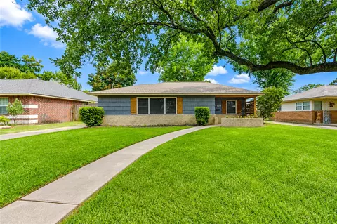 7727 Oak Vista St, Houston, TX 77087