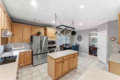 17439 Sweet Song Dr, Tomball, TX 77377
