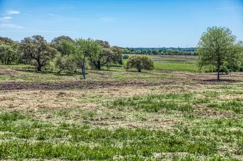 7108 Boehnemann, Brenham, TX 77833