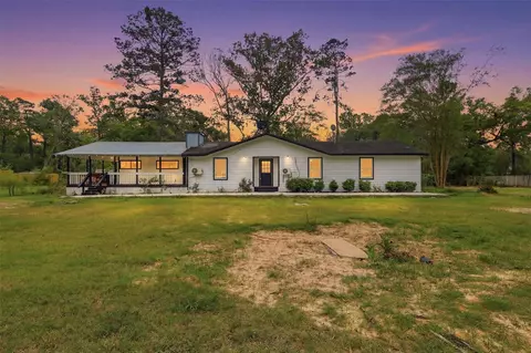 26462 Spanish Oaks Dr, New Caney, TX 77357