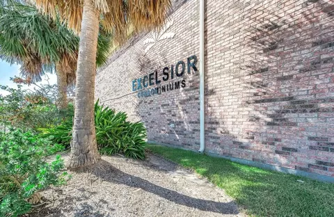 402 Postoffice #123, Galveston, TX 77550