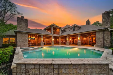 Exterior - 6803 Star Ledge Ct, Spring, TX 77389 photo 7 of 9
