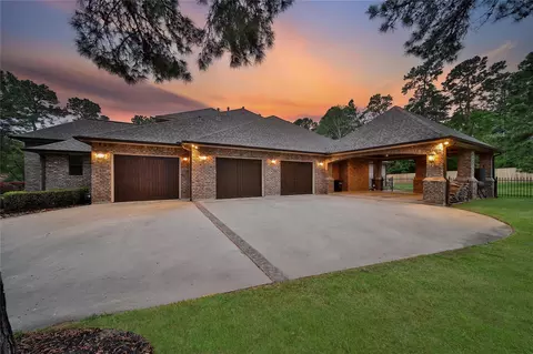 Exterior - 6803 Star Ledge Ct, Spring, TX 77389 photo 3 of 9