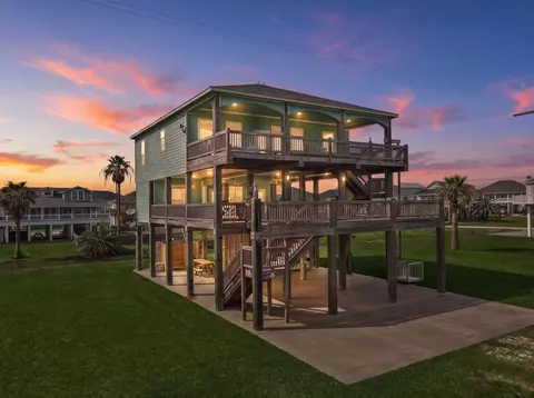 2929 Lakeside, Crystal Beach, TX 77650