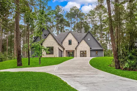 105 Sanctuary Rd, Huntsville, TX 77340